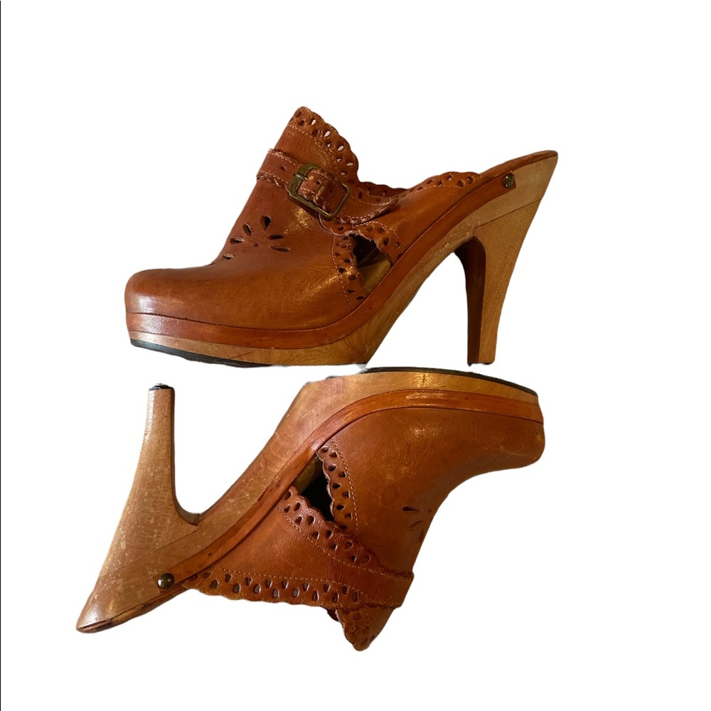 Vintage 70’s brown leather clogs with heels Hippie BoHo